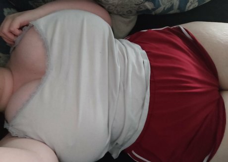 Foto desnuda filtrada de OnlyFans de Hattie