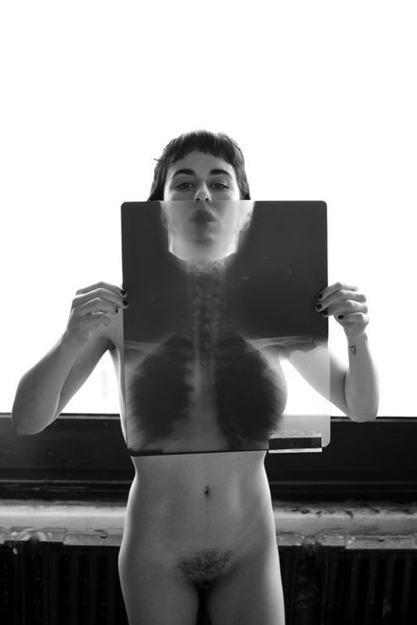 Foto desnuda filtrada de OnlyFans de Olive Glass