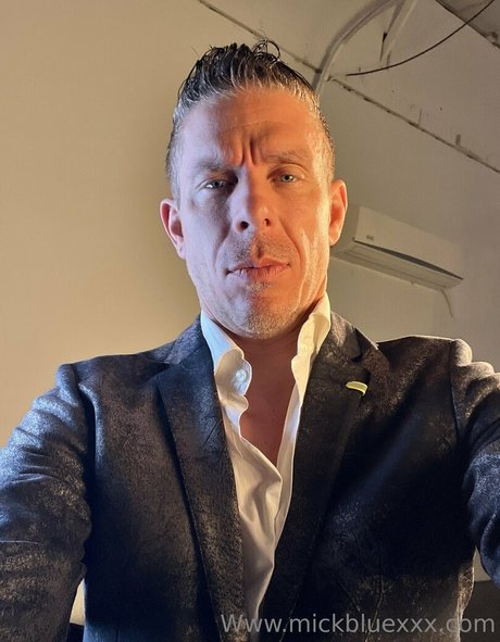 Mickbluexxx