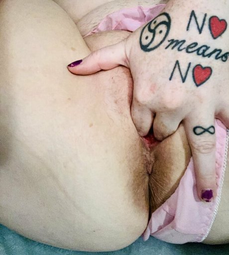 Foto desnuda filtrada de OnlyFans de Trashpanda4lyfeyo