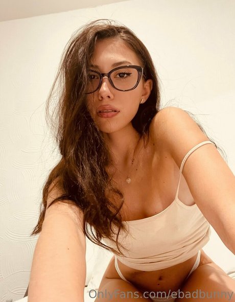 Foto desnuda filtrada de OnlyFans de Ebadbunny