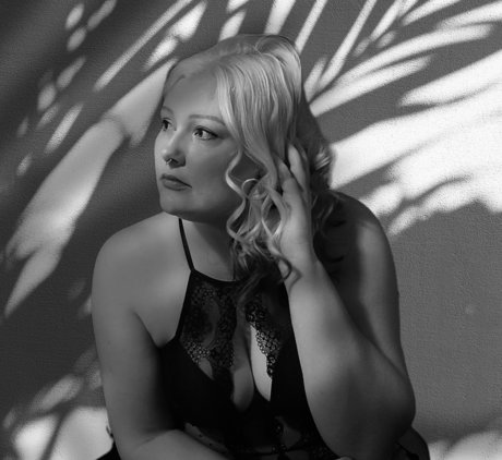 Madame Marie Queen Of 3