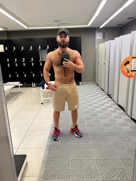 Foto desnuda filtrada de OnlyFans de George