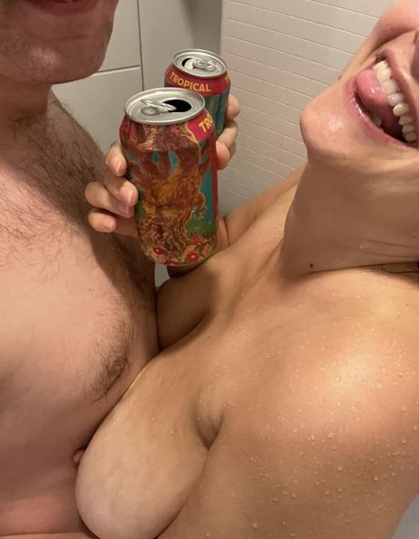 Foto desnuda filtrada de OnlyFans de Mollie Peachy Melons