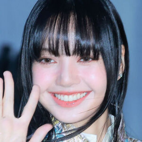 Lisa Blackpink
