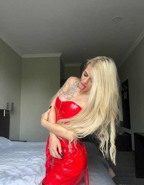 Foto desnuda filtrada de OnlyFans de Mayafilinova