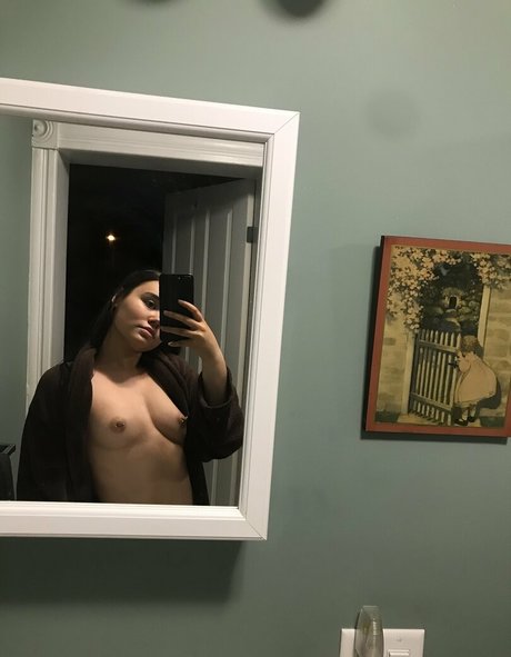 Foto desnuda filtrada de OnlyFans de Kennaxx