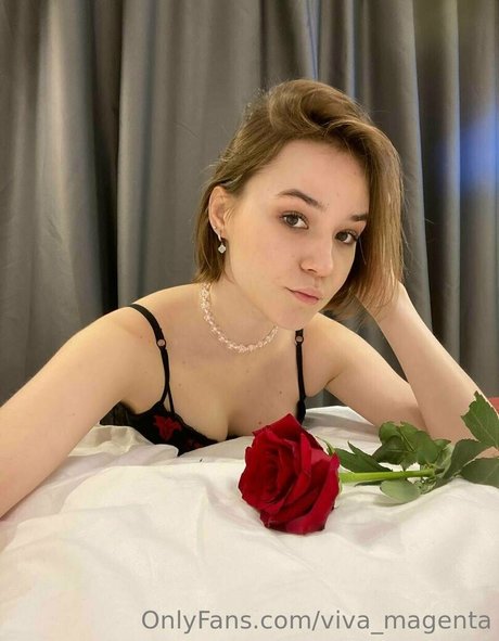 Viva_magenta