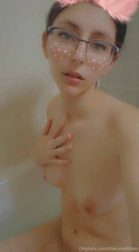 Foto desnuda filtrada de OnlyFans de Littleeevee66
