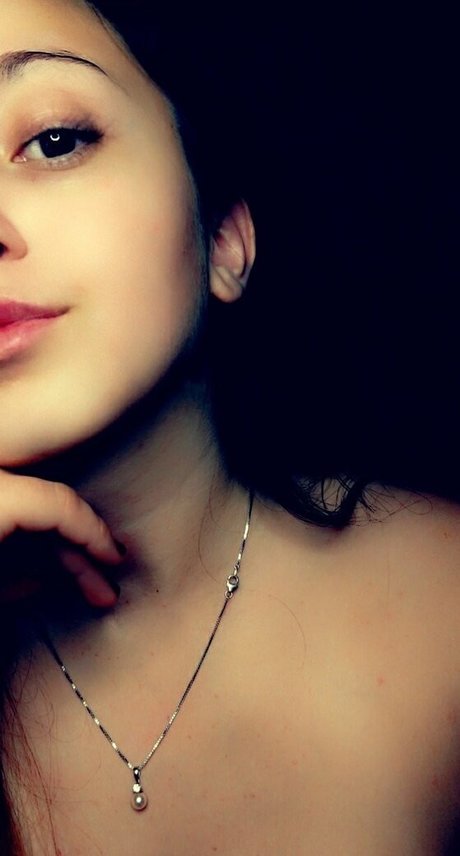 Foto desnuda filtrada de OnlyFans de Lewdicorndlc