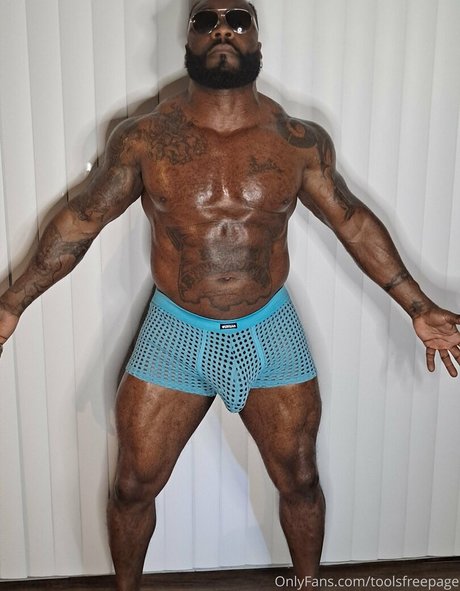 Toolsfreepage Foto desnuda filtrada de OnlyFans de Toolsfreepage #81