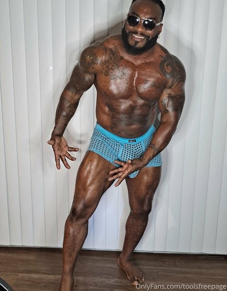 Toolsfreepage Foto desnuda filtrada de OnlyFans de Toolsfreepage #83