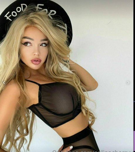 Foto desnuda filtrada de OnlyFans de Aalinacherryy