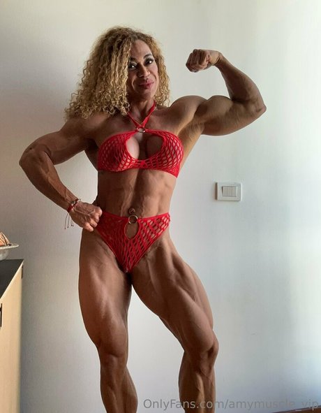 Foto desnuda filtrada de OnlyFans de Amymuscle