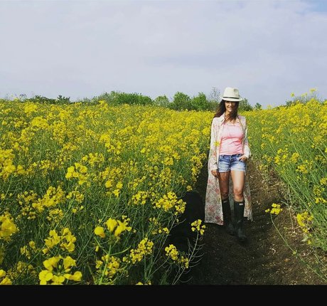 TV Shopping Presenters