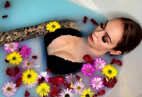 Foto desnuda filtrada de OnlyFans de Jessica Kent