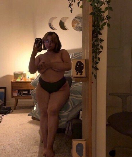 Foto desnuda filtrada de OnlyFans de Spookyshah