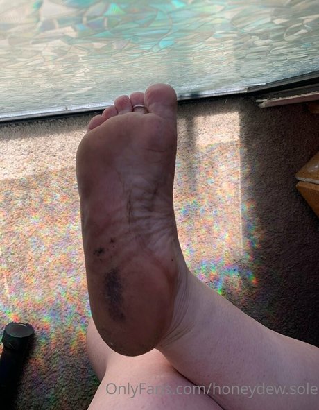 Foto desnuda filtrada de OnlyFans de Honeydewsole