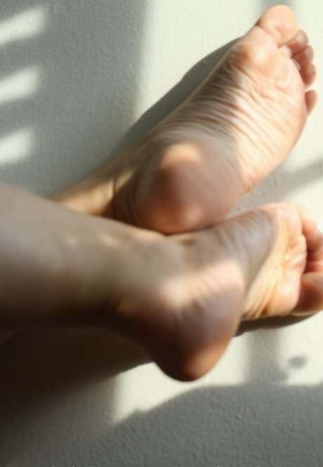 Barefootbabe02