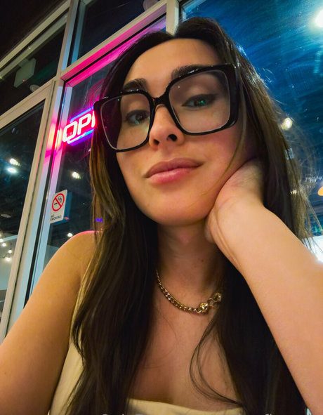 Foto desnuda filtrada de OnlyFans de Emberfieravip