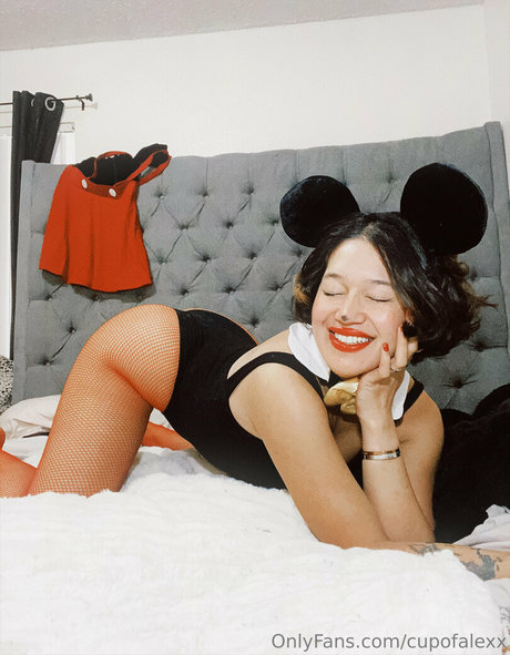 Cupofalexx
