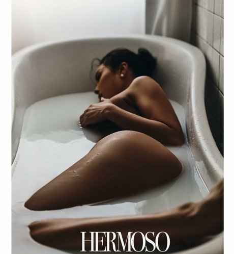 Foto desnuda filtrada de OnlyFans de Shinyoojeong