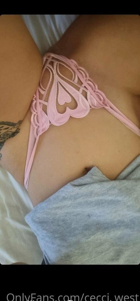 Foto desnuda filtrada de OnlyFans de Cecciwest