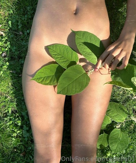 Foto desnuda filtrada de OnlyFans de Cedella01
