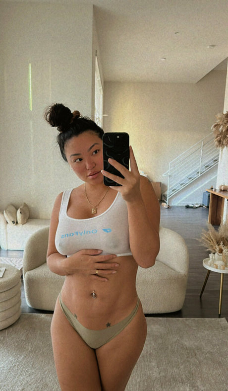Foto desnuda filtrada de OnlyFans de Serenasuu