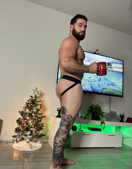 Foto desnuda filtrada de OnlyFans de Kingtommyyyy
