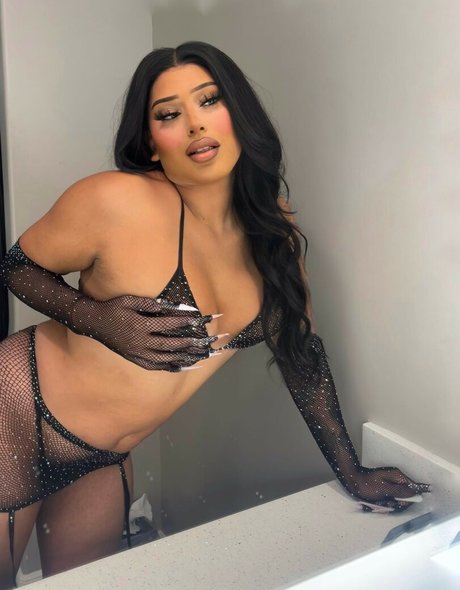 Foto desnuda filtrada de OnlyFans de Alexistheedoll