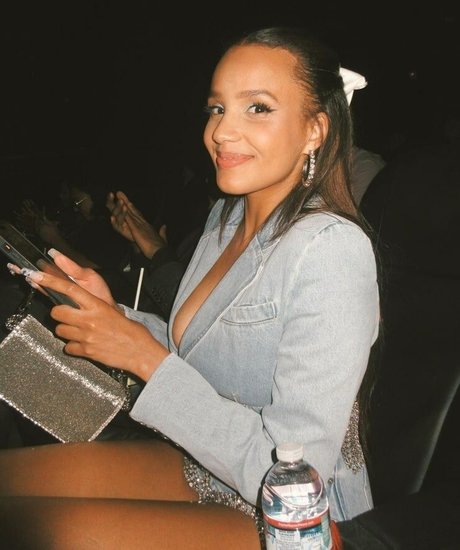 Ashley Nicole Williams