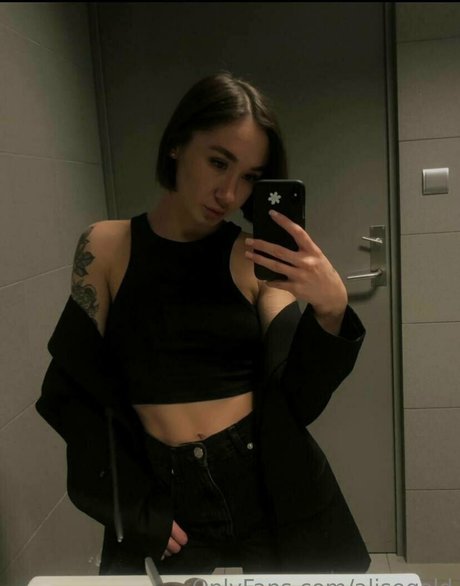 Foto desnuda filtrada de OnlyFans de Alisegold