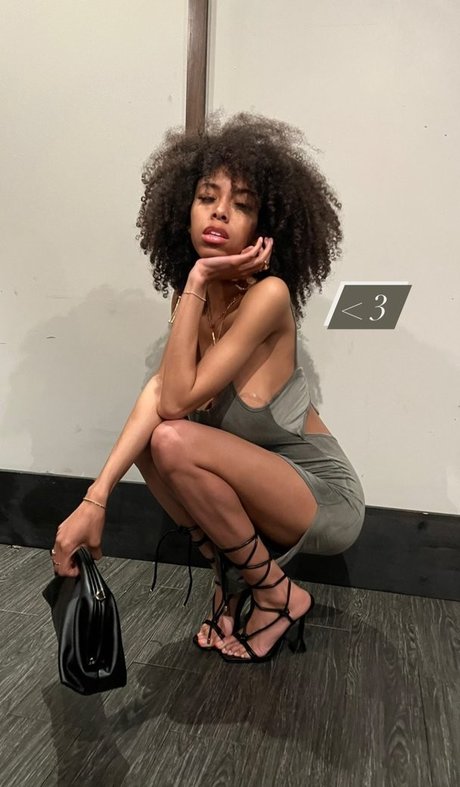 Foto desnuda filtrada de OnlyFans de Kira Imani