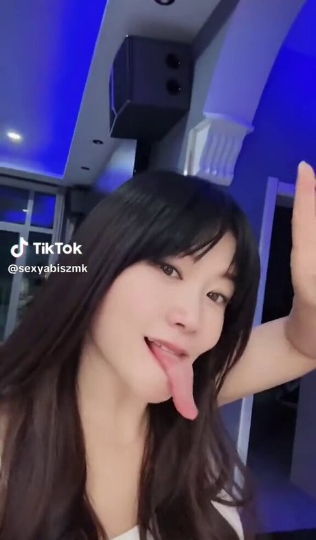 Long Tongue Fetish