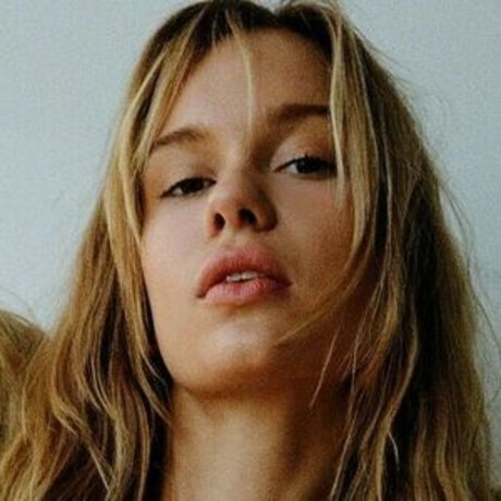 Lindsay Vrckovnik Linmick