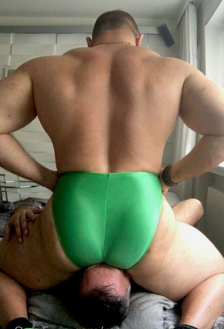 Musclesubmission