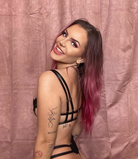 Foto desnuda filtrada de OnlyFans de Siv Nerdal