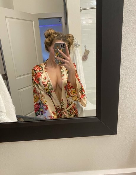 Foto desnuda filtrada de OnlyFans de Nicollefree