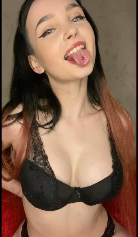 Foto desnuda filtrada de OnlyFans de Hxneyteexfree