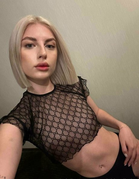 Foto desnuda filtrada de OnlyFans de Candyblondbaby