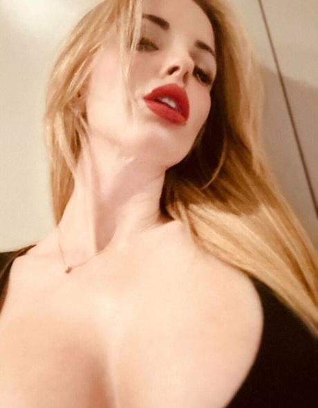 Foto desnuda filtrada de OnlyFans de Gemmahiles