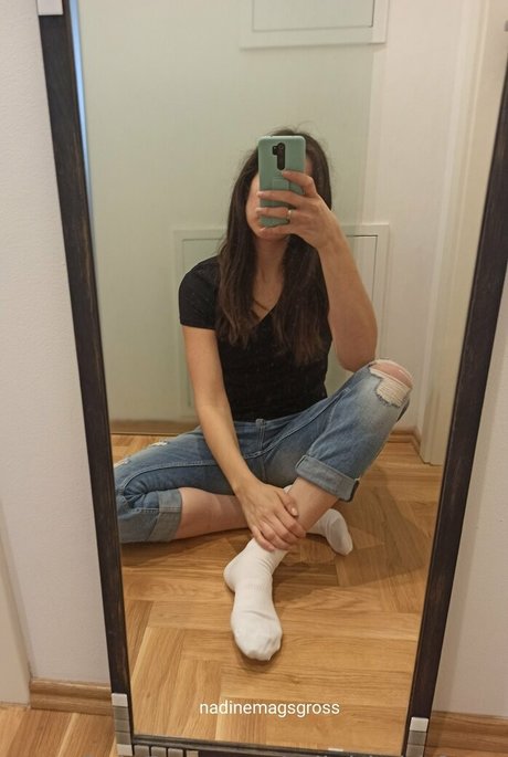 Tallgirlwithfeets