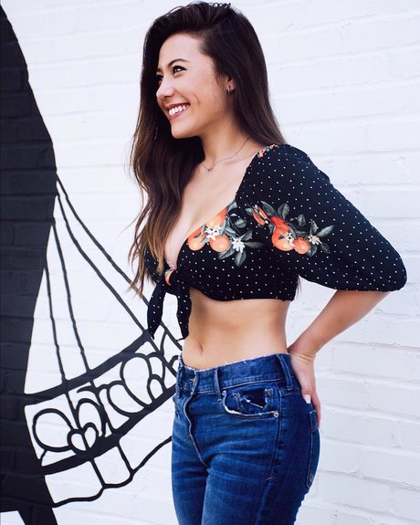 Foto desnuda filtrada de OnlyFans de Sasha Emiri Sander