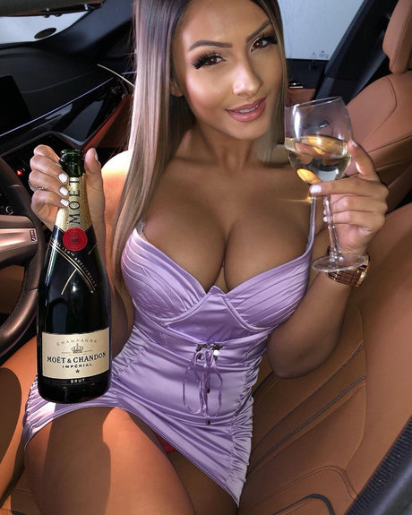 Foto desnuda filtrada de OnlyFans de Vasilka Vazzzlegramm