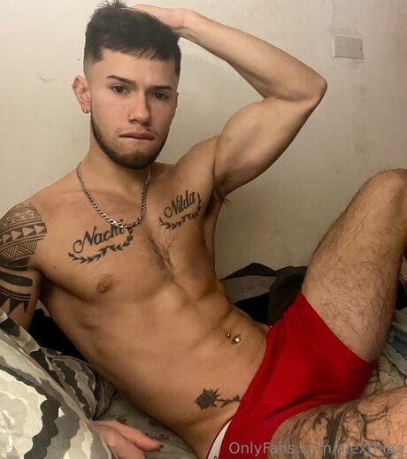 Foto desnuda filtrada de OnlyFans de Alexthiag