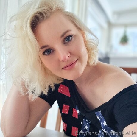 Blond Ellie