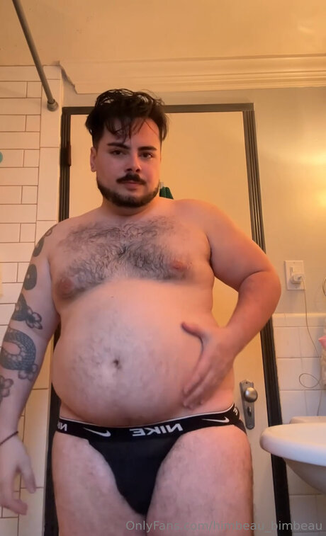 Foto desnuda filtrada de OnlyFans de Himbeau Bimbeau