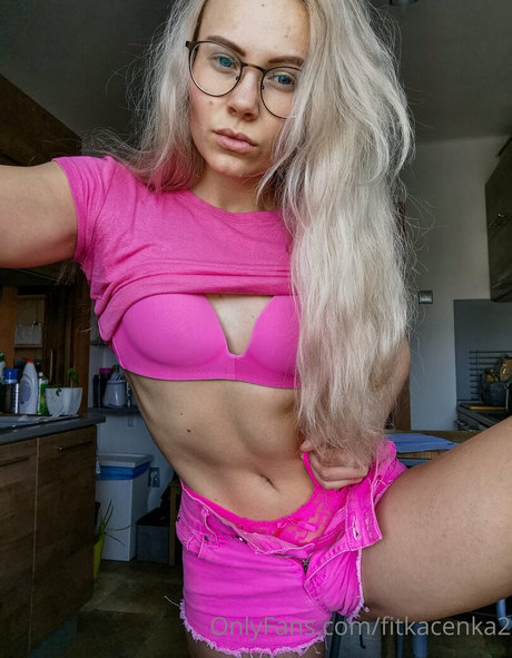 Foto desnuda filtrada de OnlyFans de Fitkacenka2