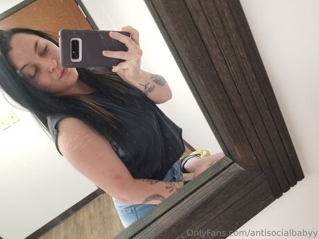 Antisocialbabyy